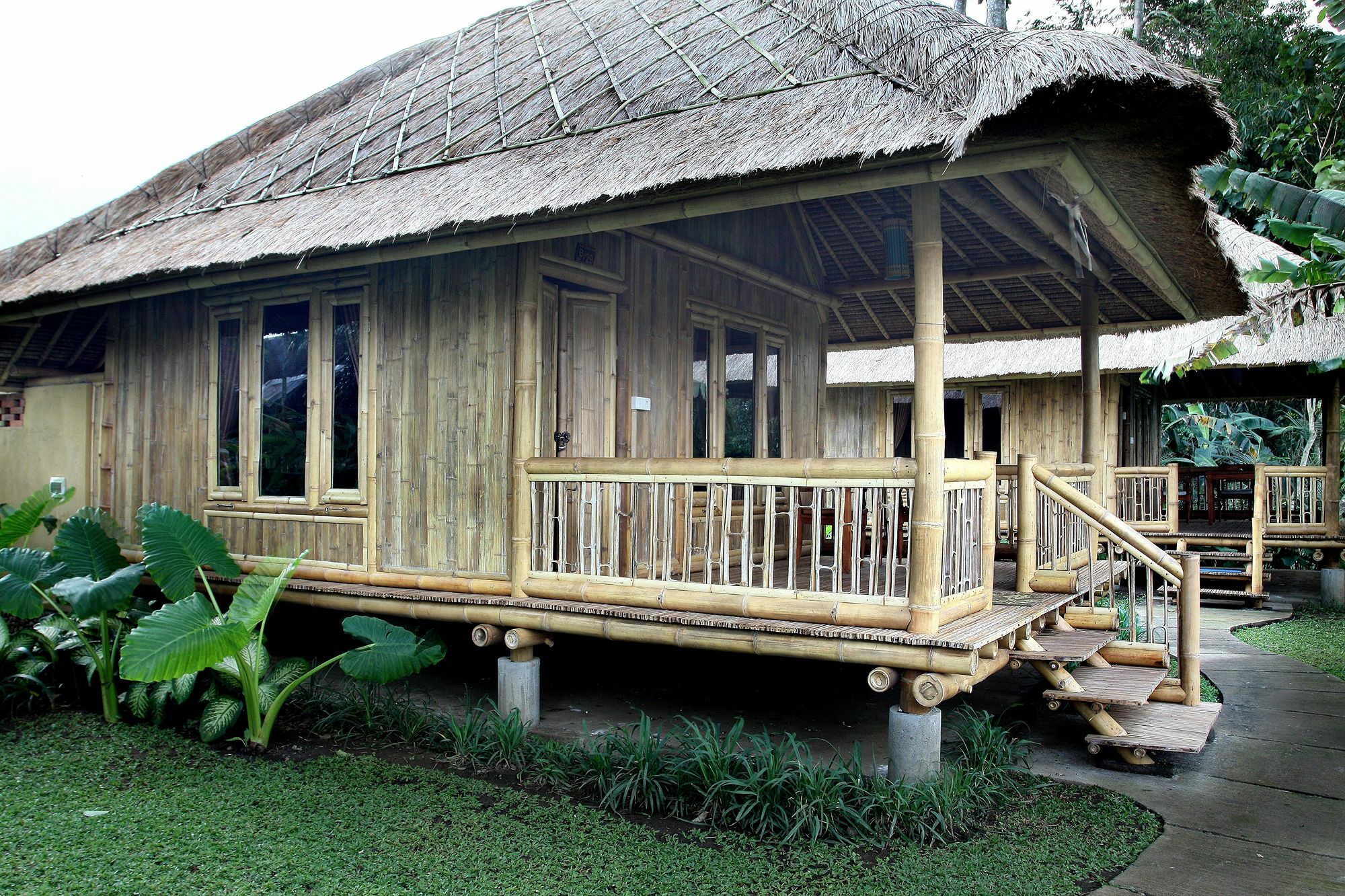 Puri Taman Sari Resor Tabanan (Bali)